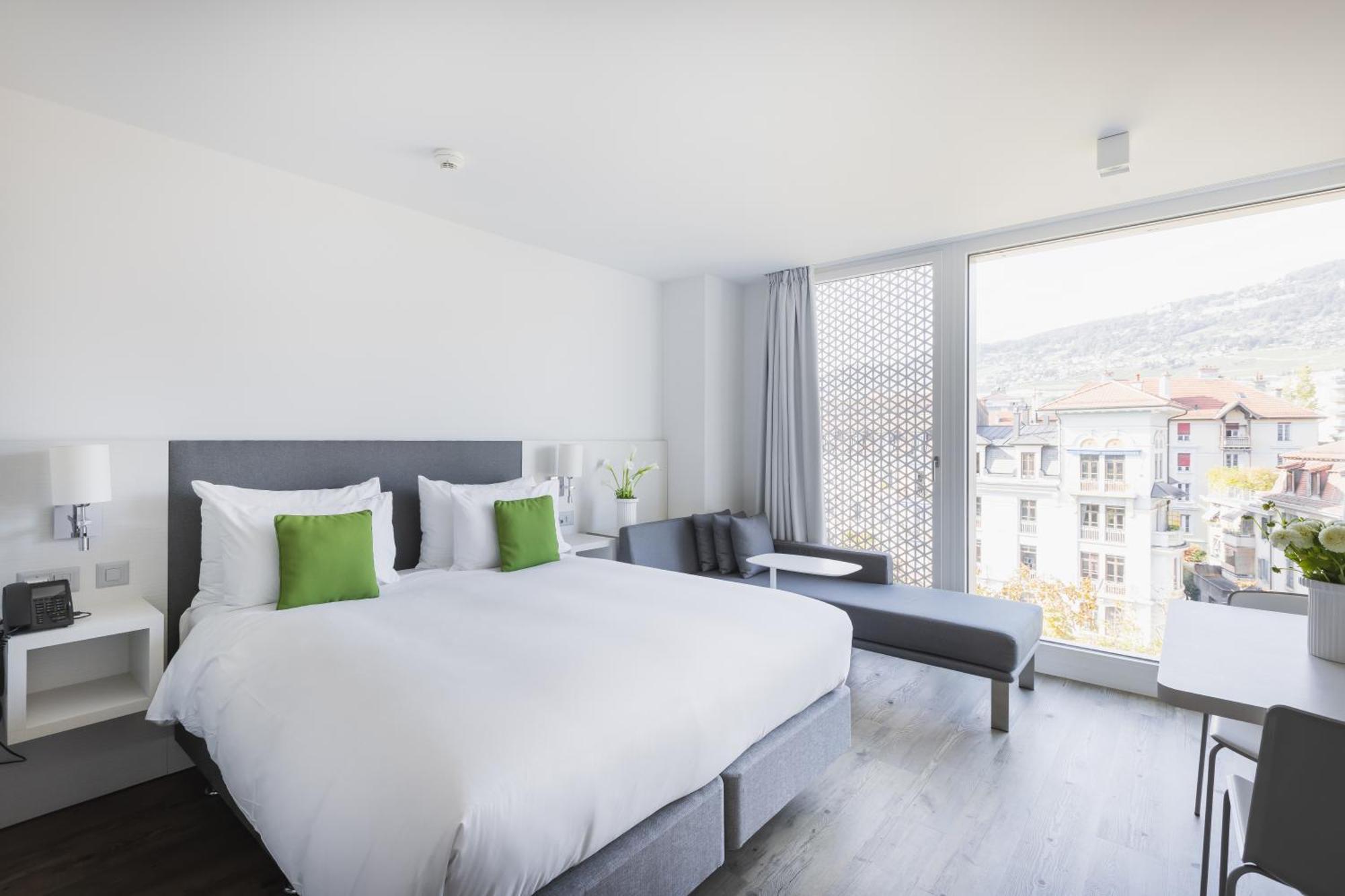 Base Vevey Hotell Exteriör bild