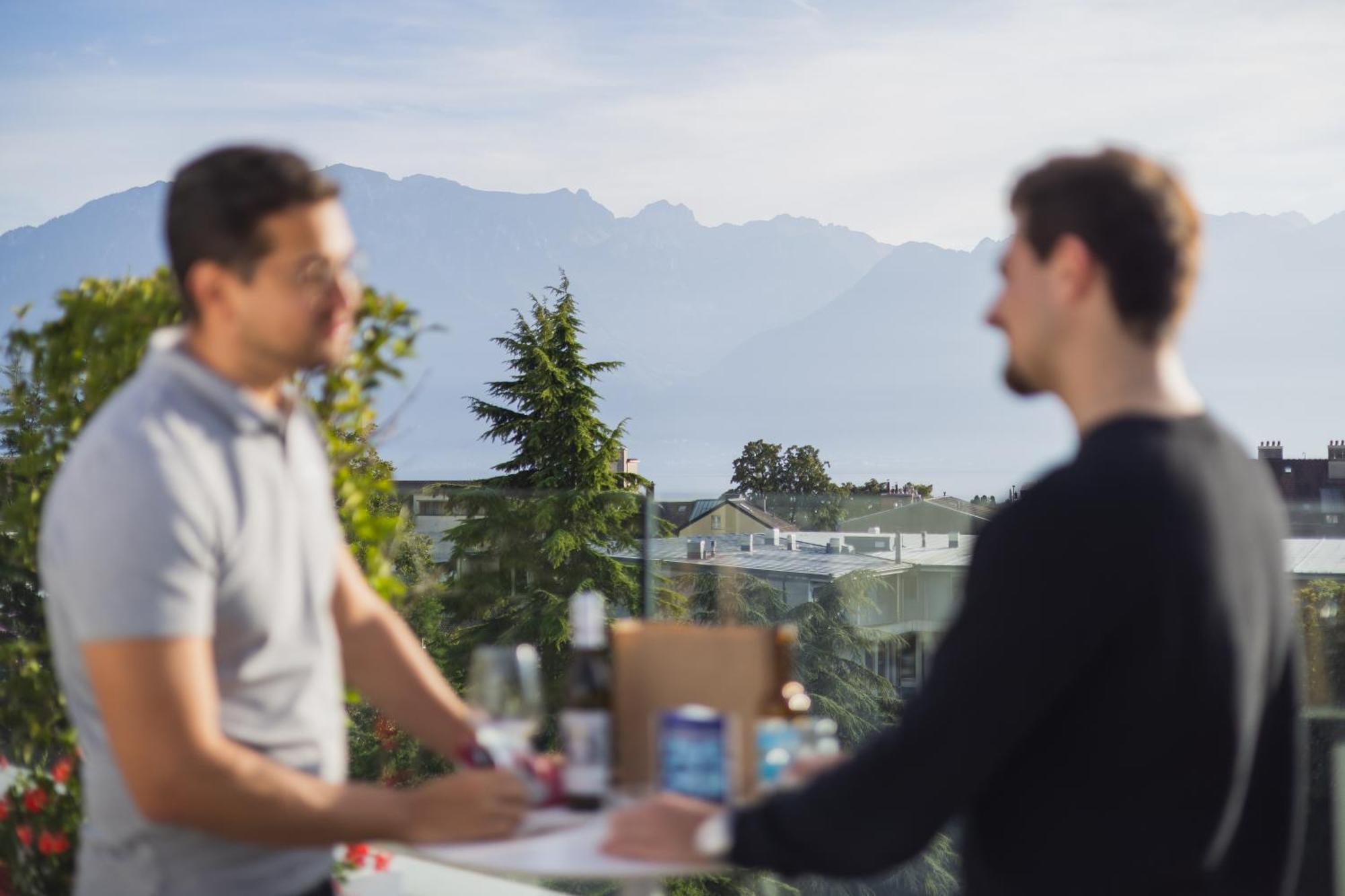 Base Vevey Hotell Exteriör bild